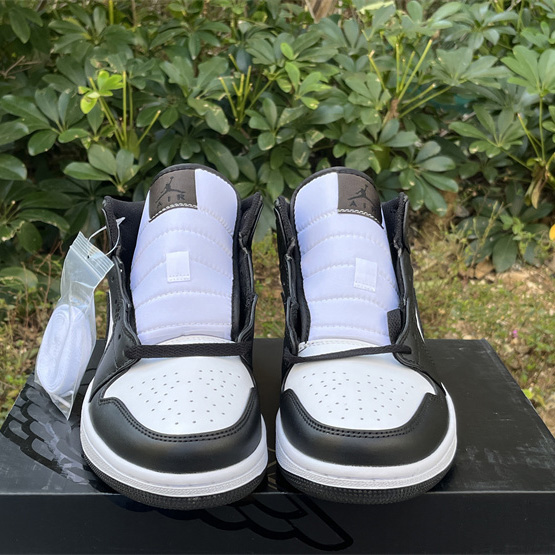 Air Jordan 1 Mid SE “Panda Elephant” Sneaker    FB9911-001 - DesignerGu