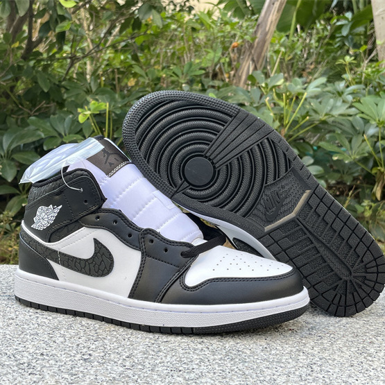 Air Jordan 1 Mid SE “Panda Elephant” Sneaker    FB9911-001 - DesignerGu