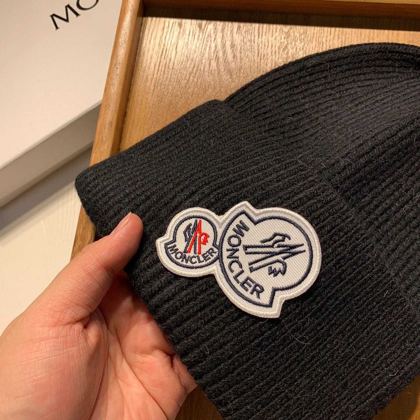 Moncler Beanie - DesignerGu