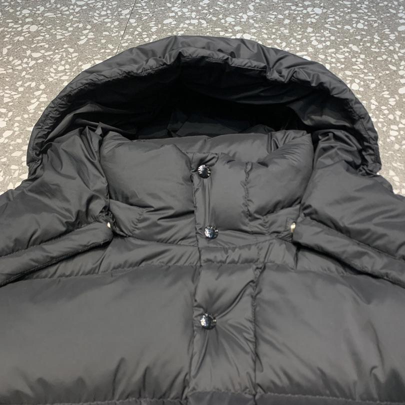 Moncler Vezere Short Down Jacket - DesignerGu