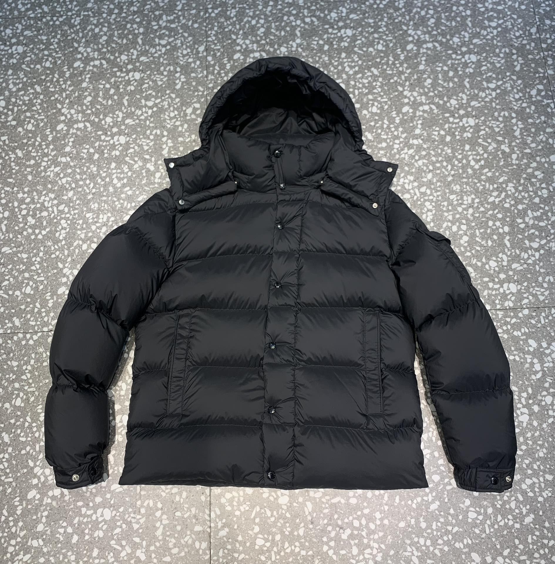 Moncler Vezere Short Down Jacket - DesignerGu