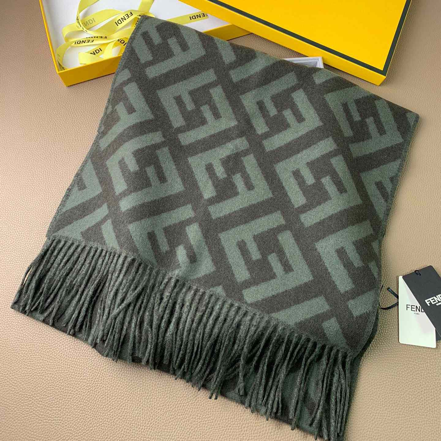 Fendi Green Cashmere Scarf - DesignerGu