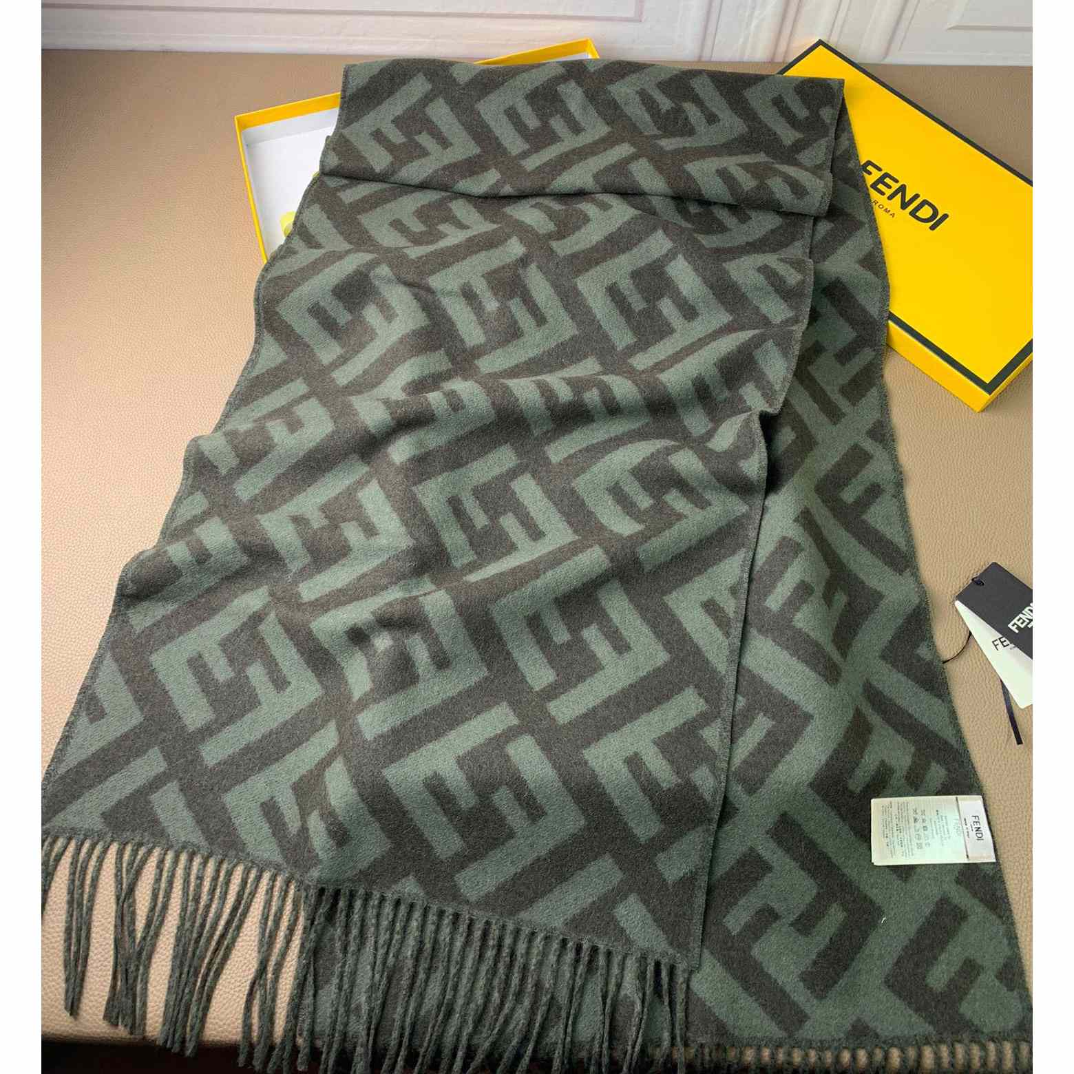 Fendi Green Cashmere Scarf - DesignerGu