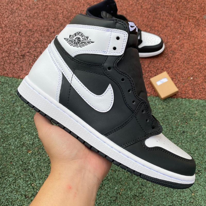  AirJordan 1 AJ 1 High OG “Reverse Panda” Sneaker     dz5485-010 - DesignerGu