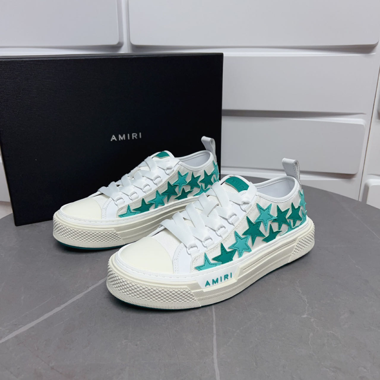 Amiri Stars Court Low Sneakers - DesignerGu