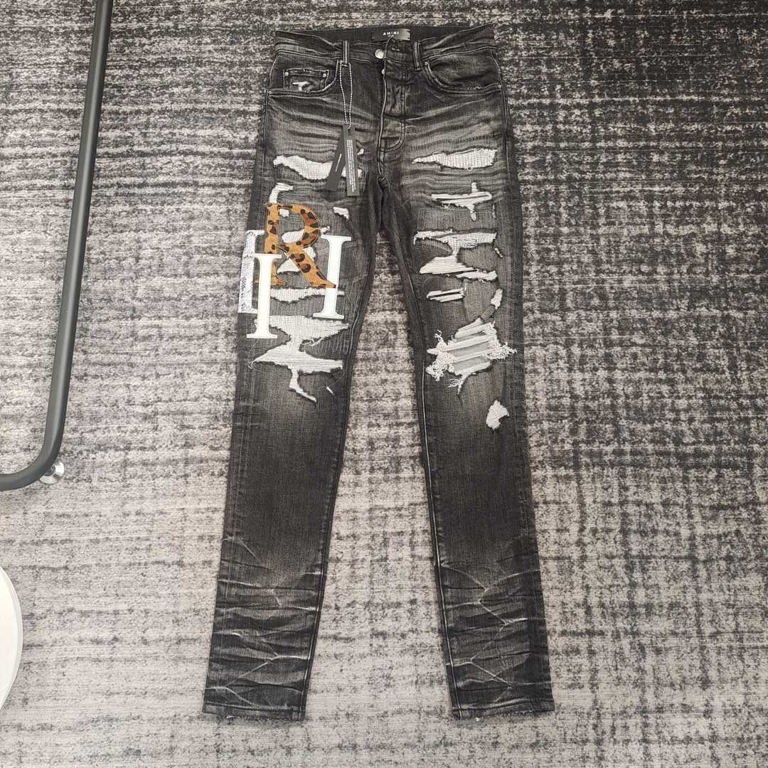 Amiri Slim Fit Jeans    650 - DesignerGu