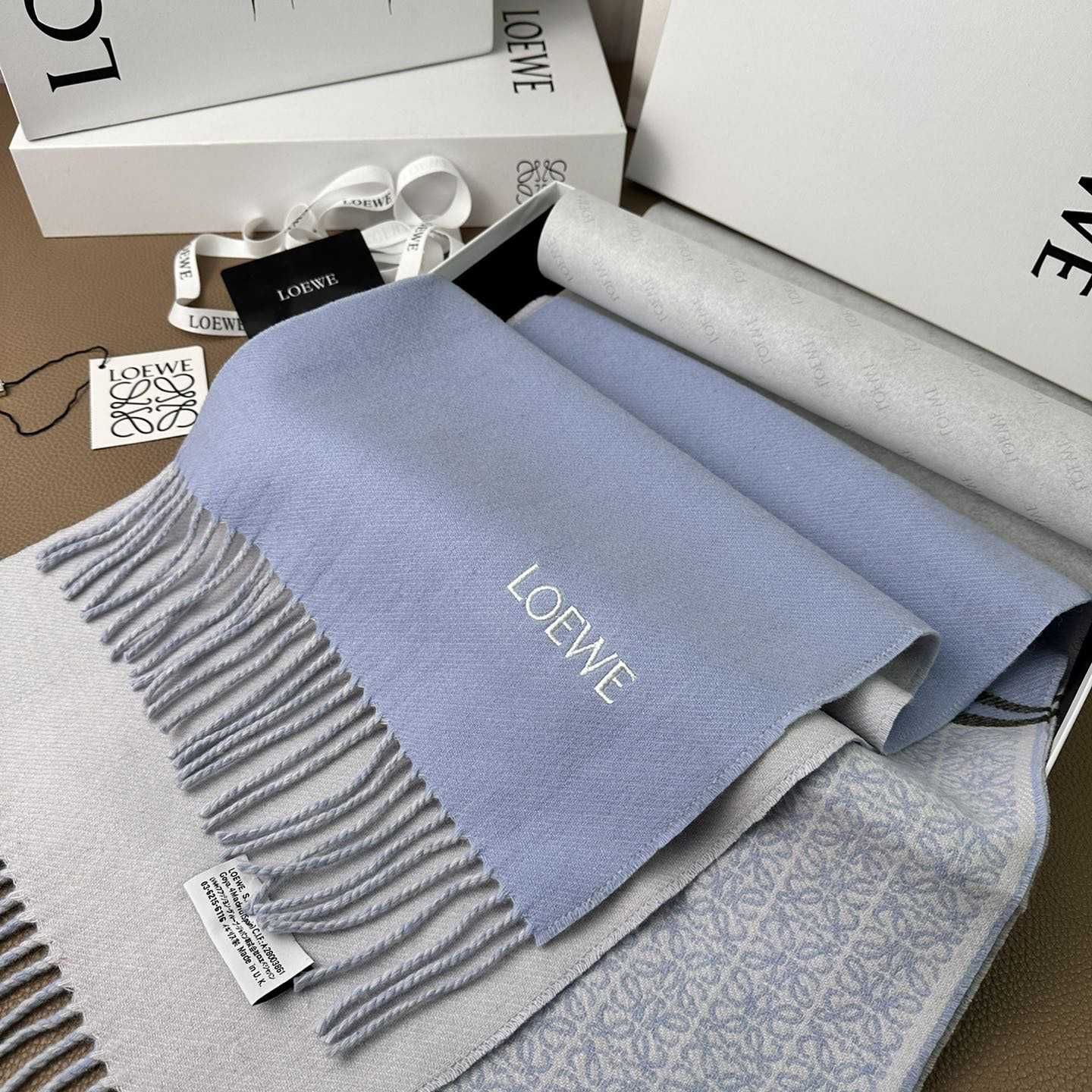 Loewe Scarf In Wool And Cashmere - DesignerGu