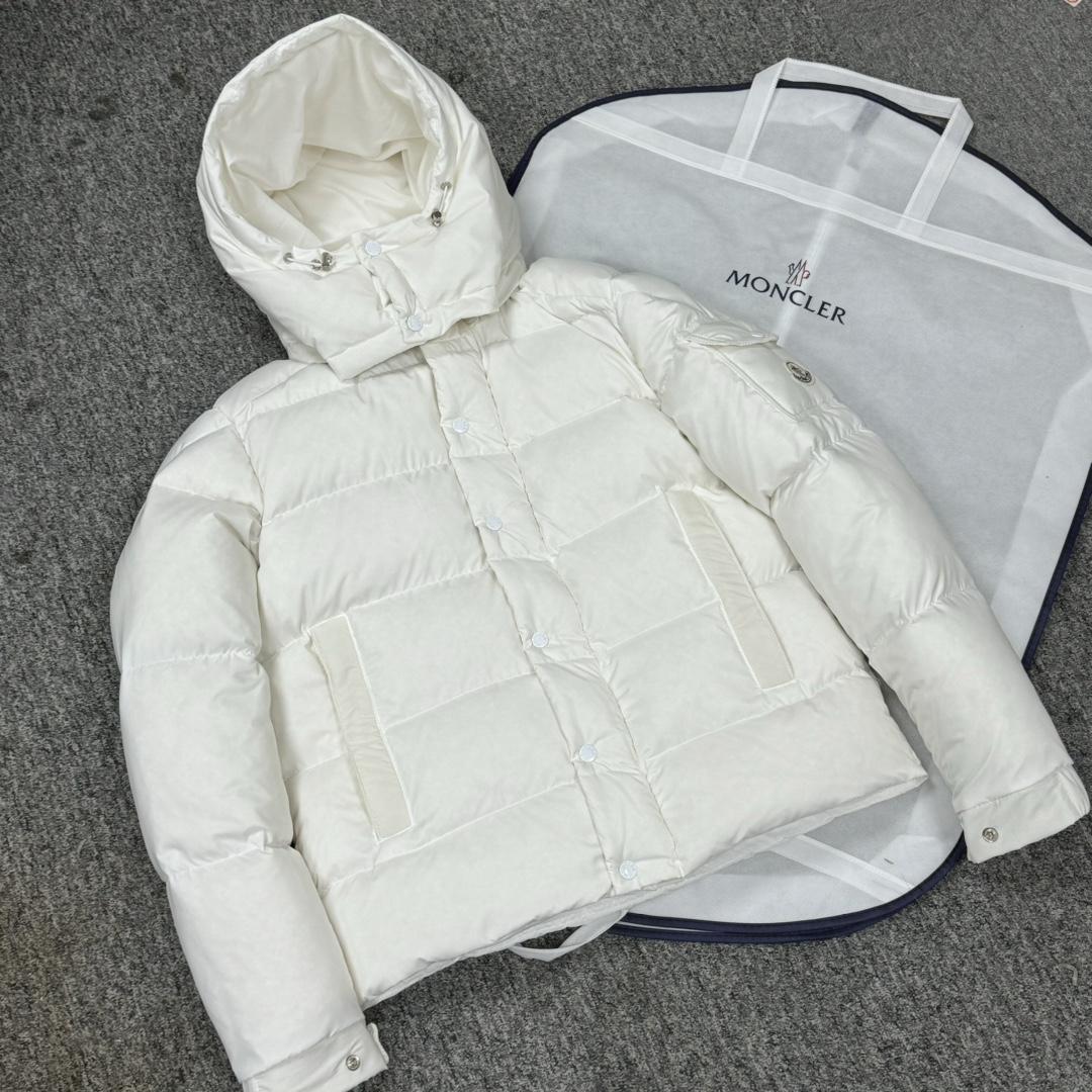 Moncler Vezere Short Down Jacket - DesignerGu