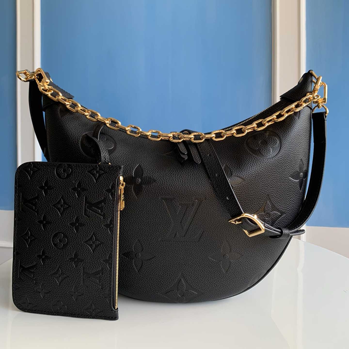 Louis Vuitton Loop Hobo          M46725 - DesignerGu