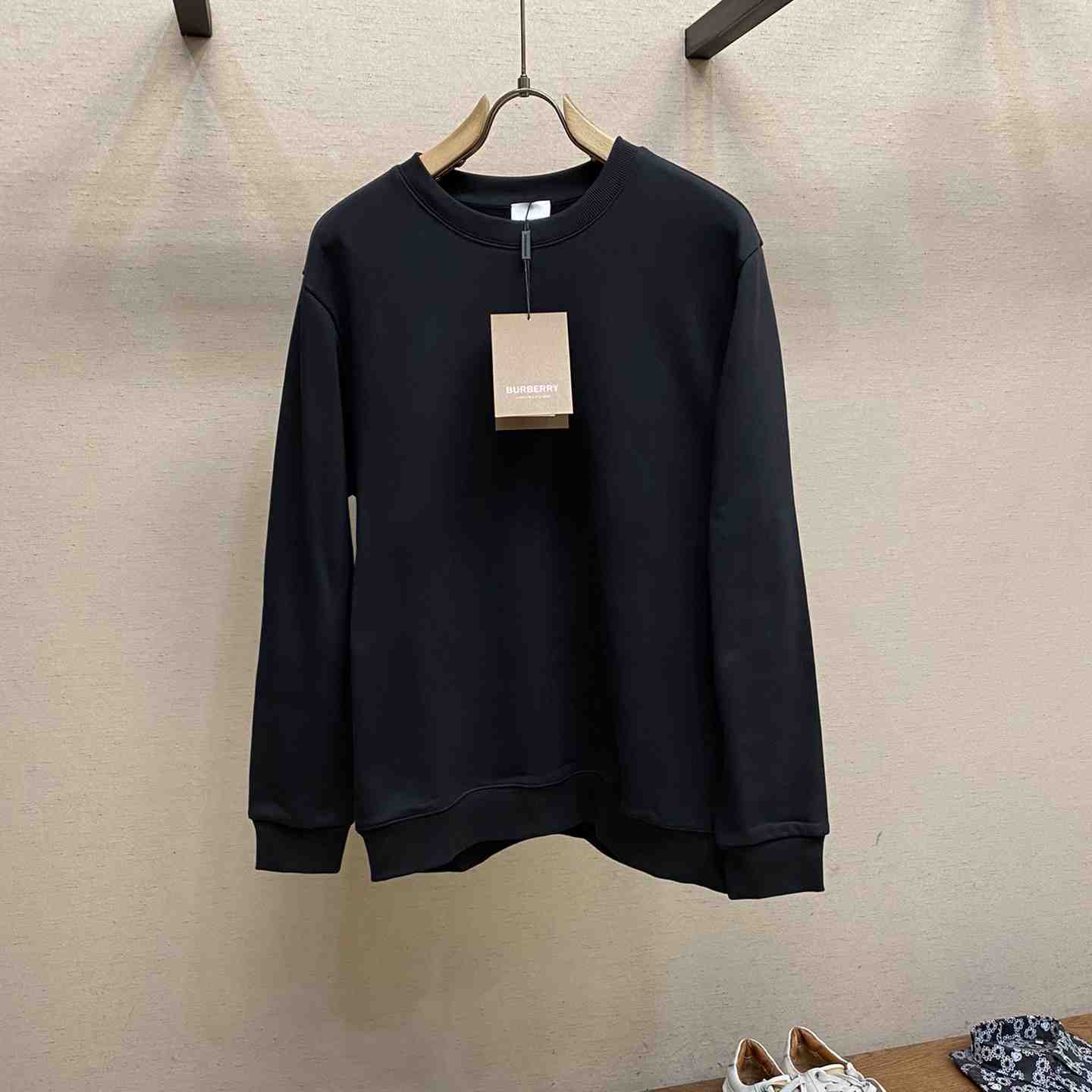 Burberry Men's Acklow Logo-back Sweatshirt - DesignerGu