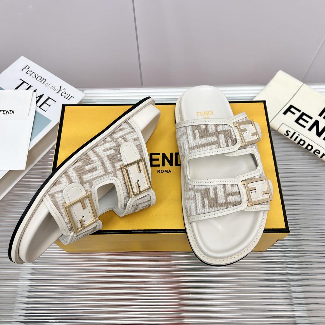 Fendi Feel FF Fabric Slides - DesignerGu