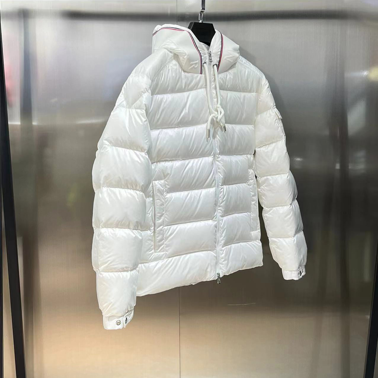 Moncler Pavin Short Down Jacket - DesignerGu