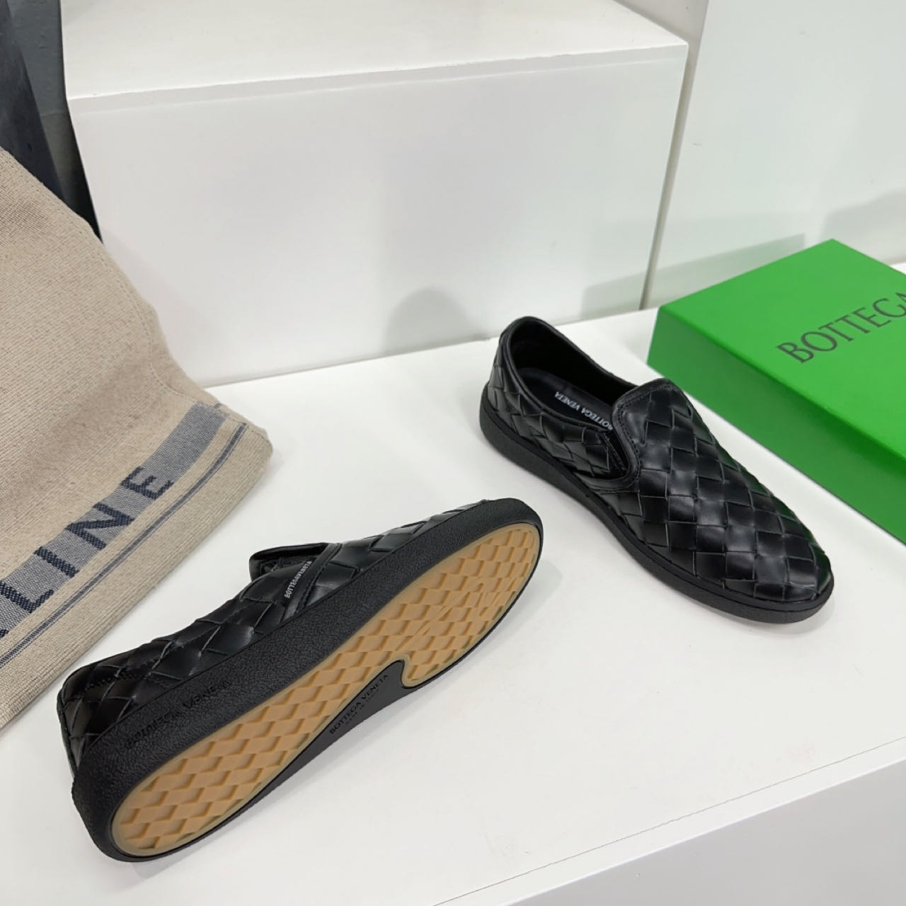 Bottega Veneta Sawyer Sneaker - DesignerGu