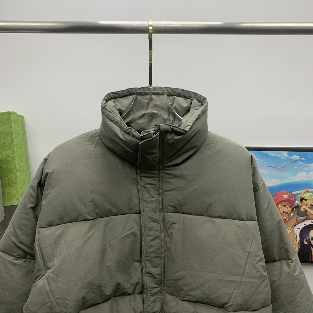 Fear Of God Essential Puffer Jacket - DesignerGu