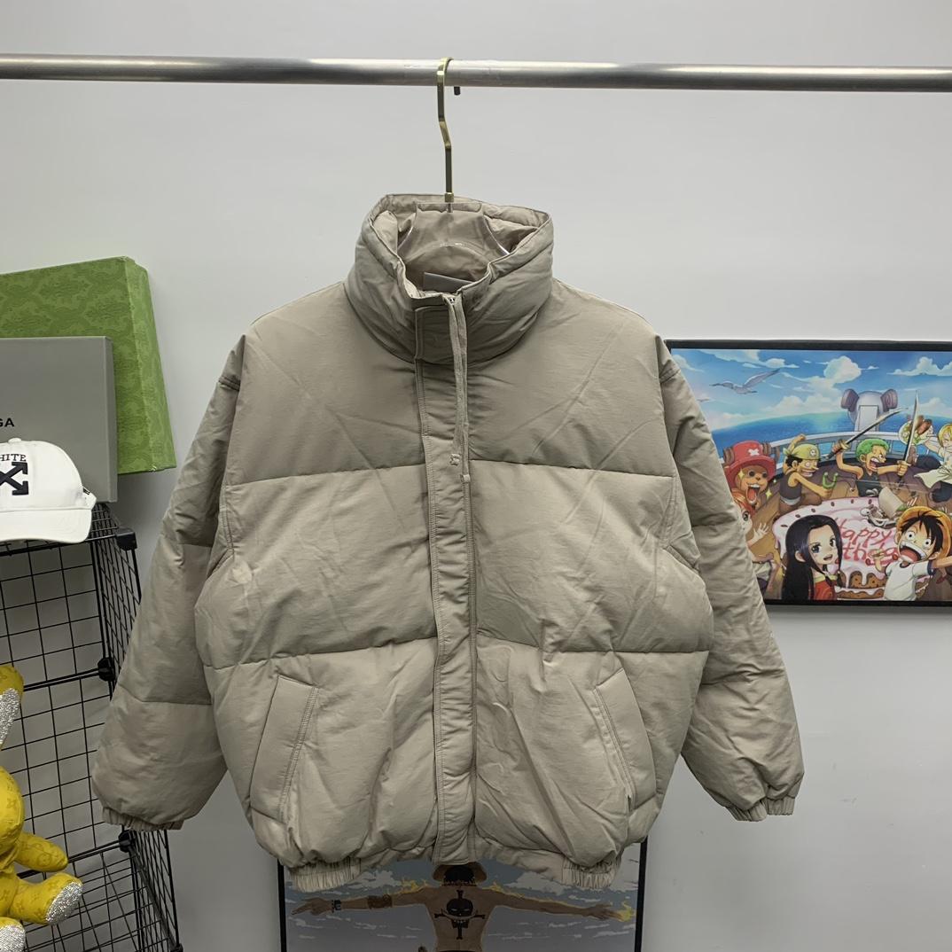 Fear Of God Essential Puffer Jacket - DesignerGu