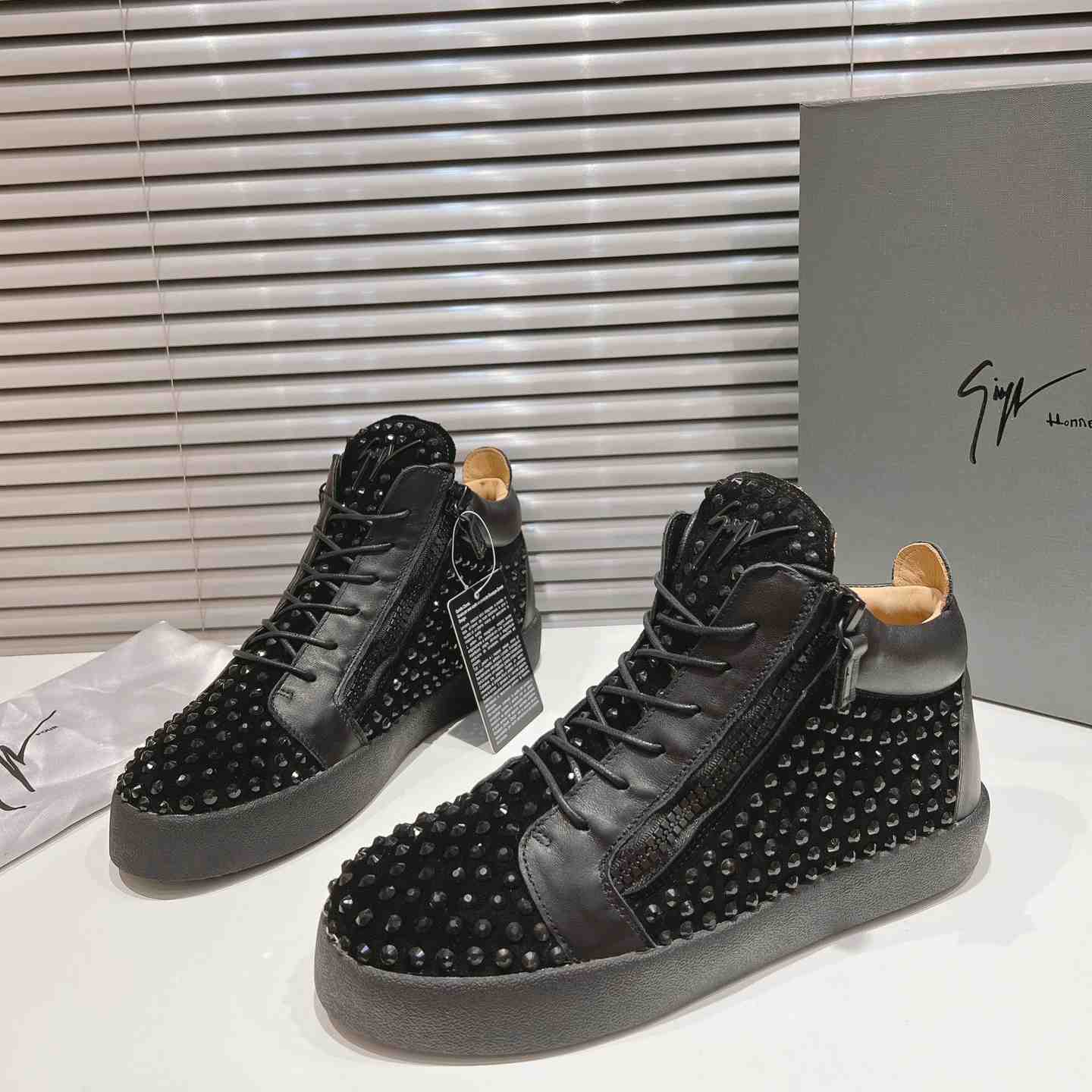 Giuseppe Zanotti Sneakers - DesignerGu