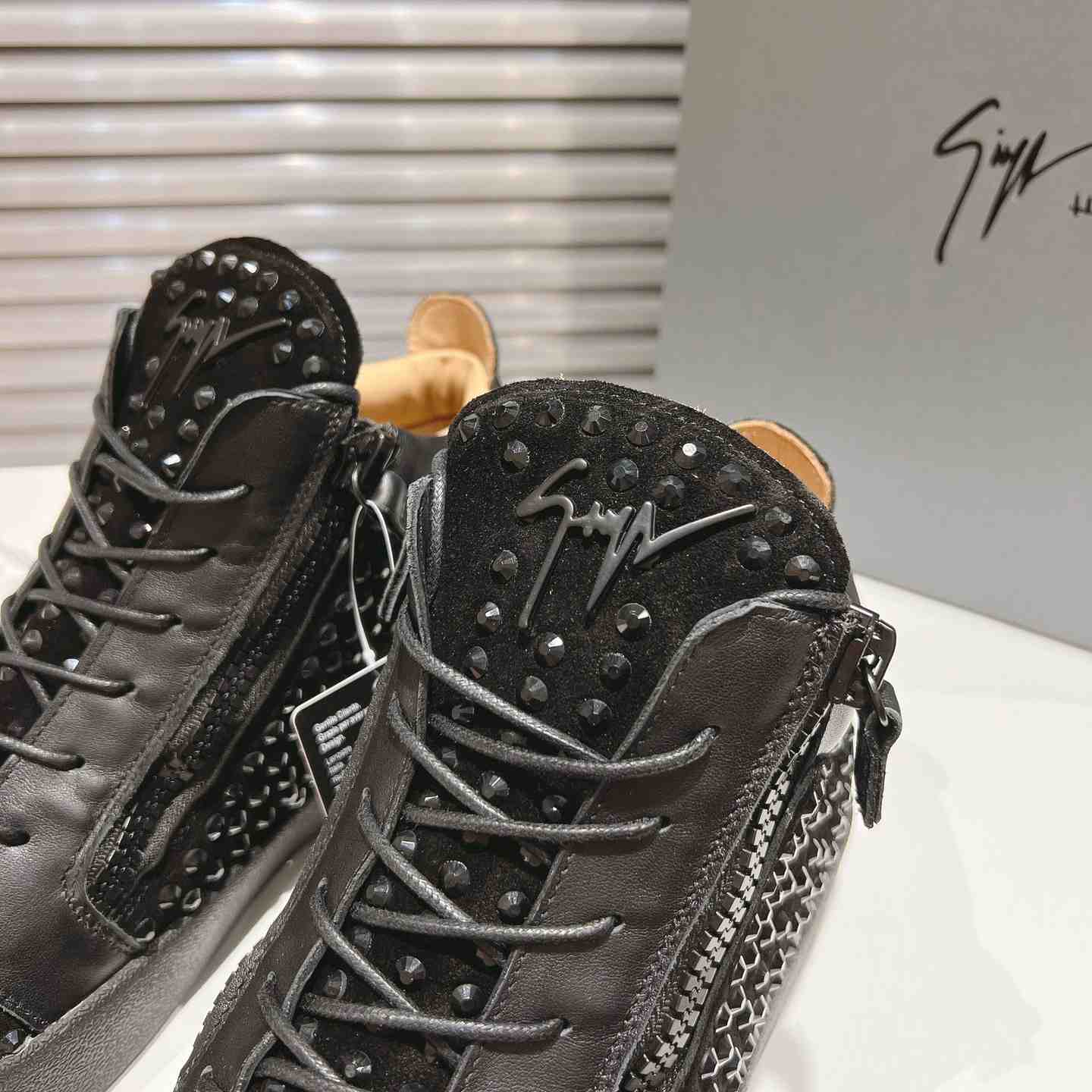 Giuseppe Zanotti Sneakers - DesignerGu