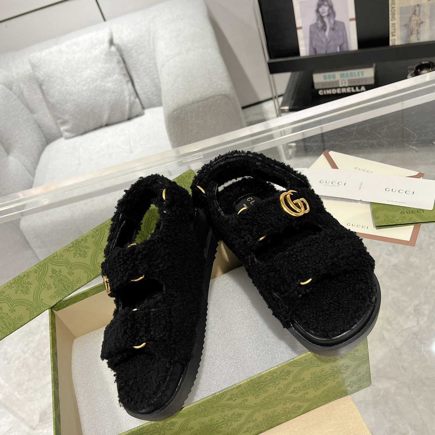 Gucci Women's Double G Sandals - DesignerGu