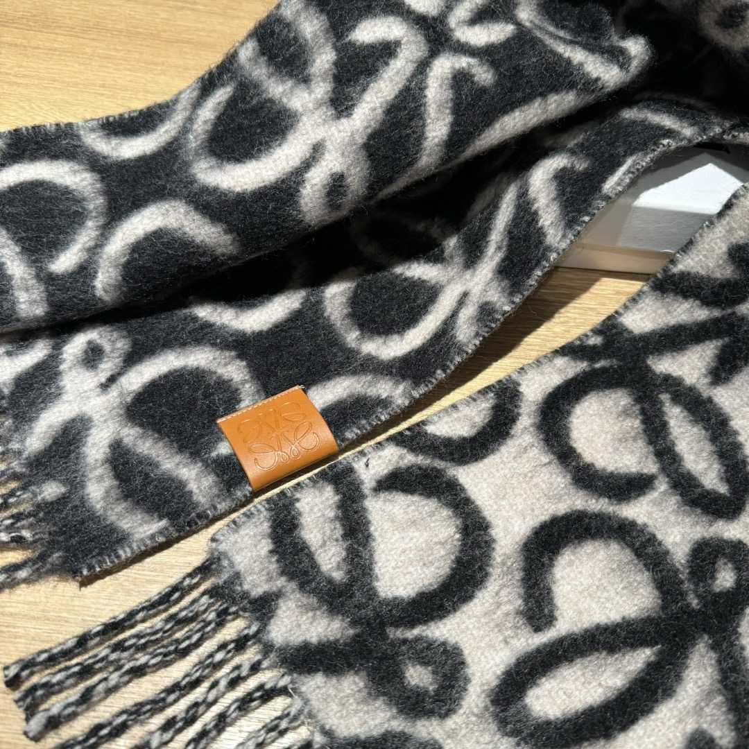 Loewe Anagram Scarf In Alpaca And Wool - DesignerGu