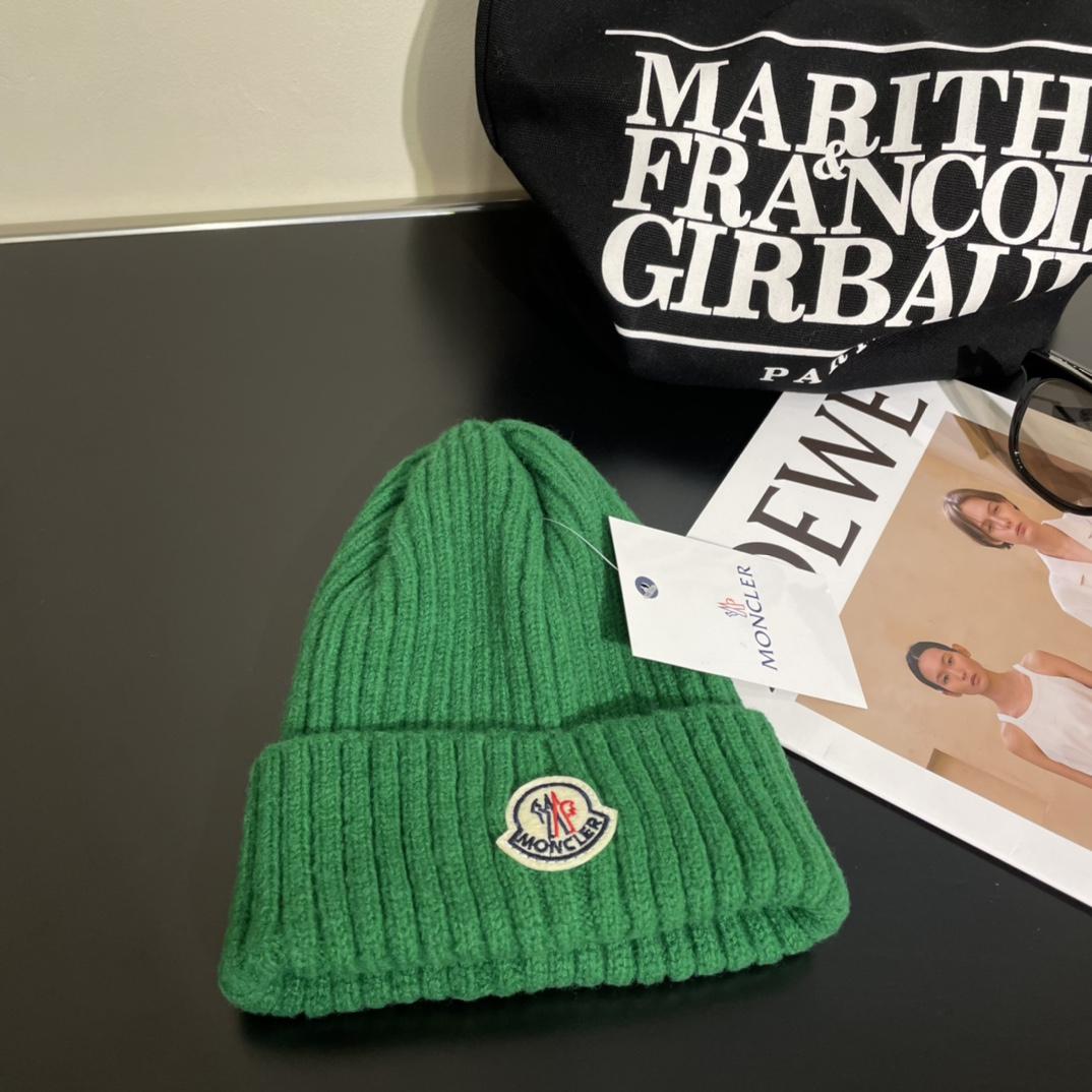 Moncler Beanie - DesignerGu