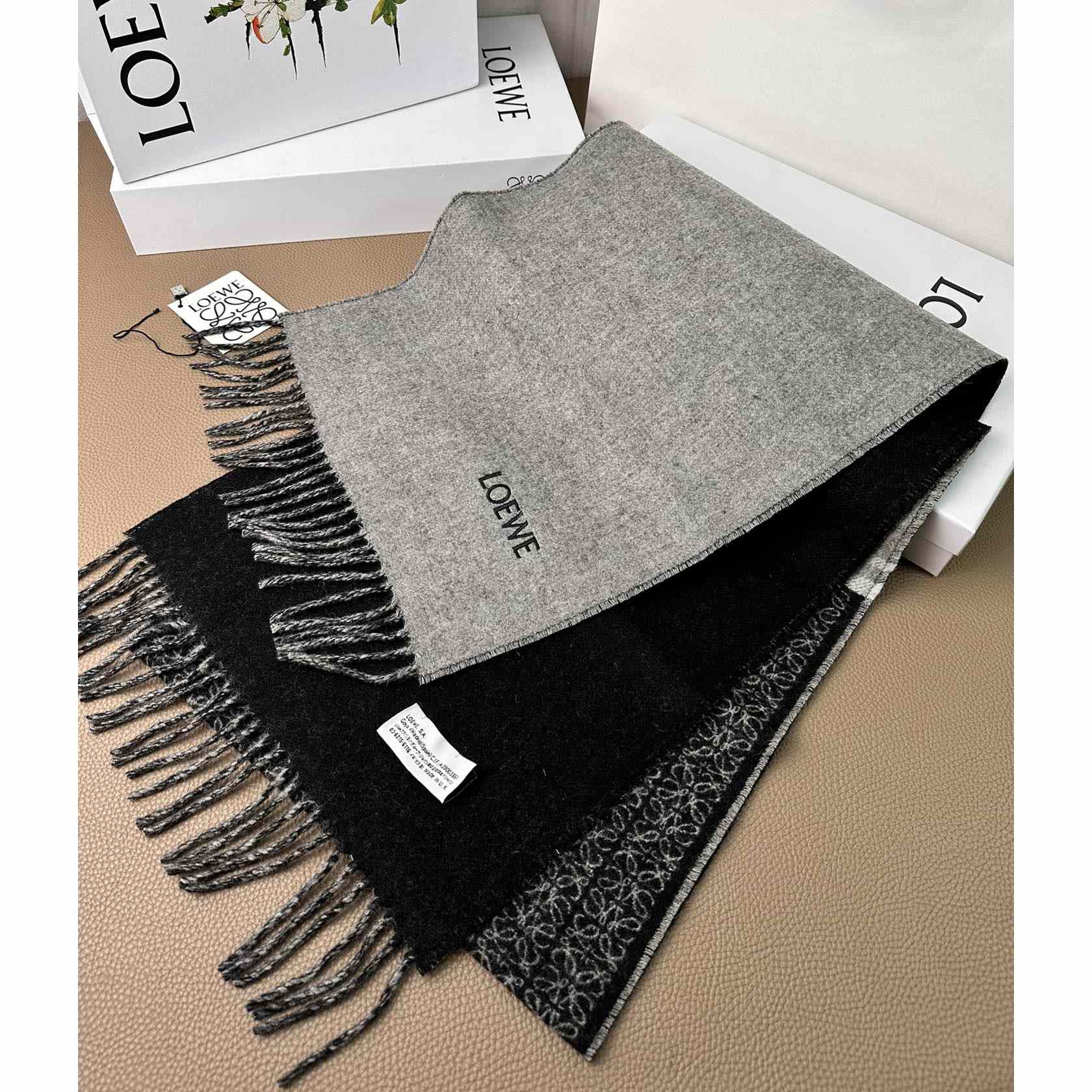 Loewe Scarf In Wool And Cashmere - DesignerGu