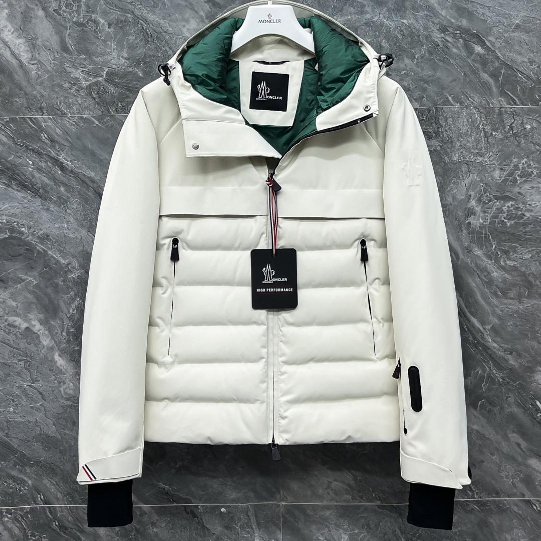 Moncler Short Down Jacket - DesignerGu