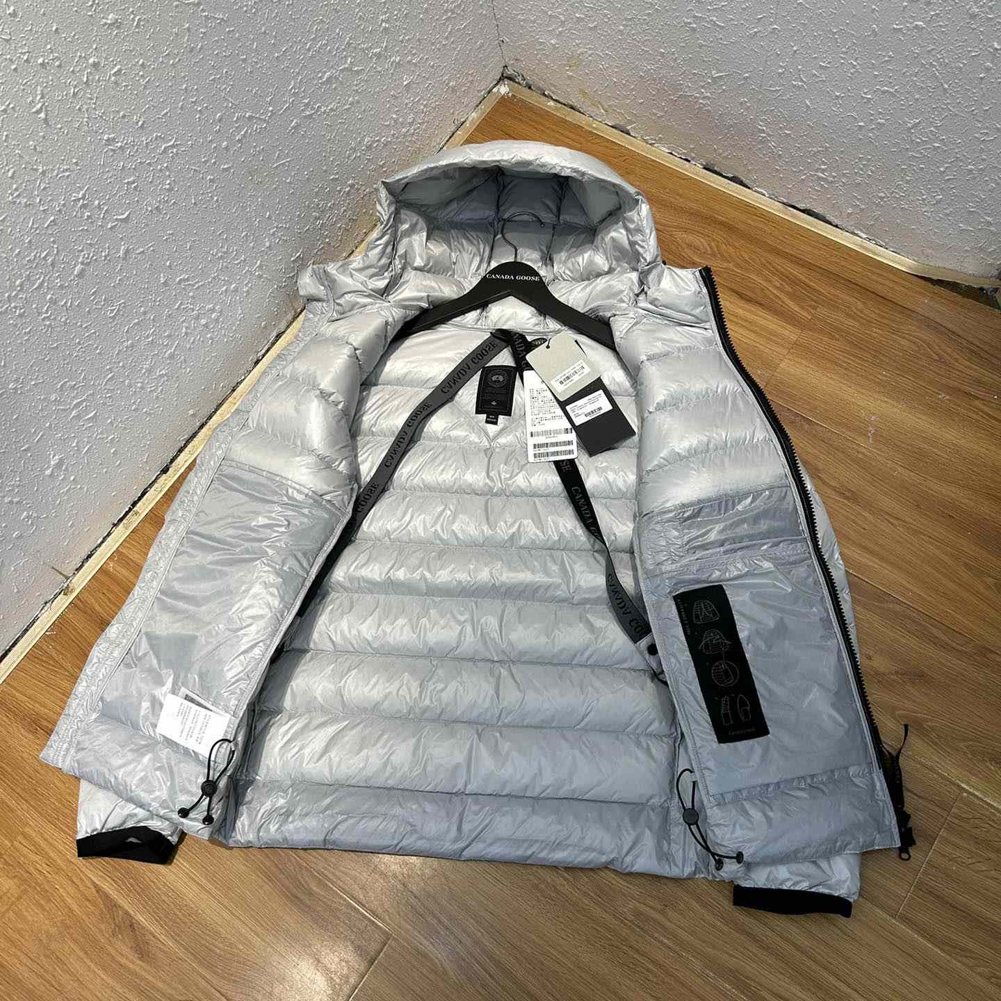 Canada Goose Logo-patch Padded Jacket - DesignerGu