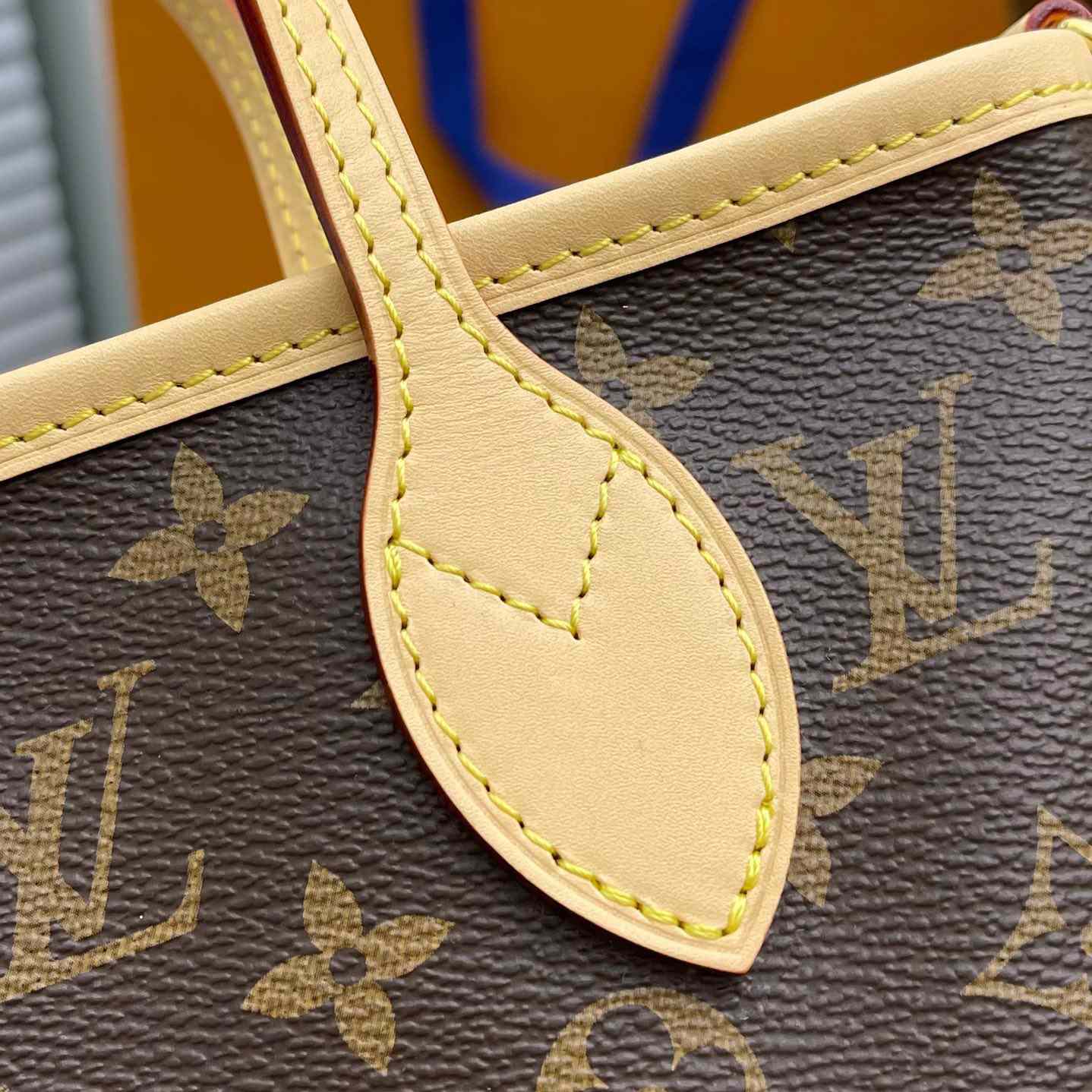 Louis Vuitton Neverfull BB   M46705 - DesignerGu