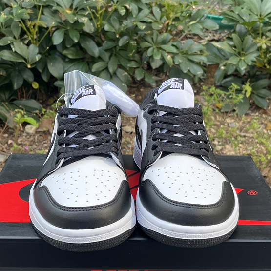 Air Jordan 1 Low OG “Mocha” Sneaker      CZ0790-102 - DesignerGu