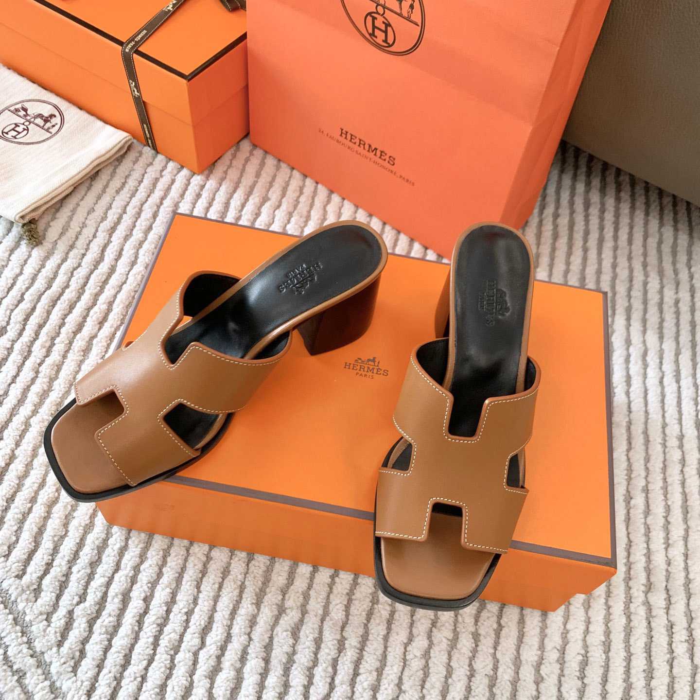 Hermes Oran Sandal - DesignerGu