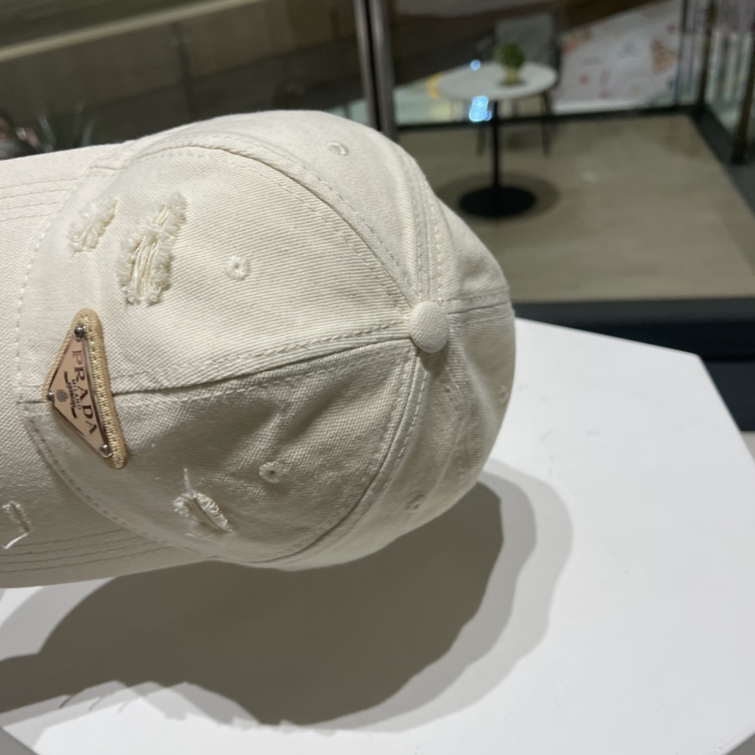 Prada Baseball Cap - DesignerGu