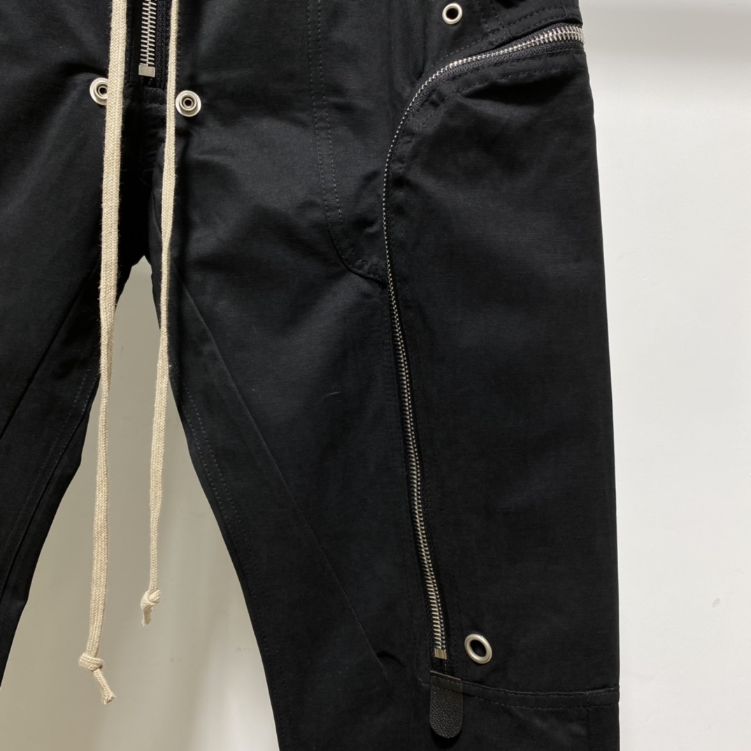 Rick Owens Black Bauhaus Cargo Pants - DesignerGu