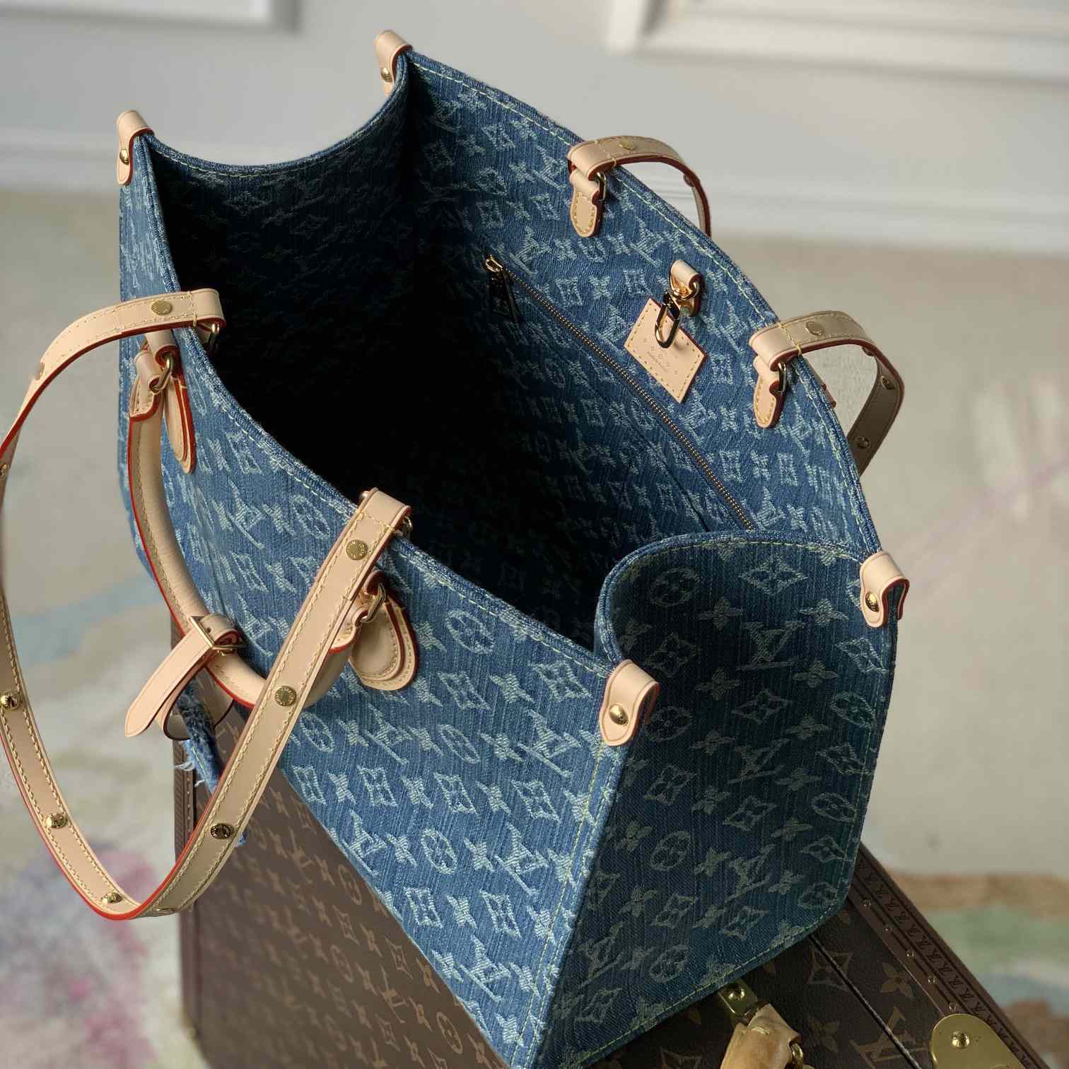 Louis Vuitton OnTheGo MM   M46871 - DesignerGu