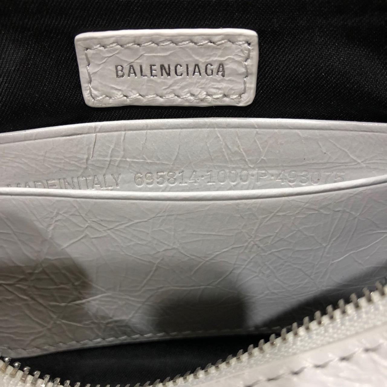 Balenciaga mini Le Cagole Embossed Shoulder Bag   20-11-4 CM - DesignerGu