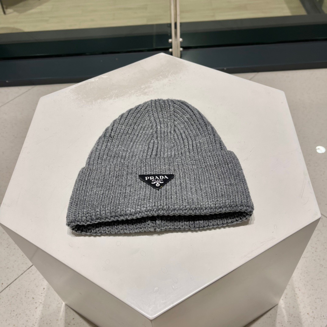 Prada Wool And Cashmere Beanie - DesignerGu