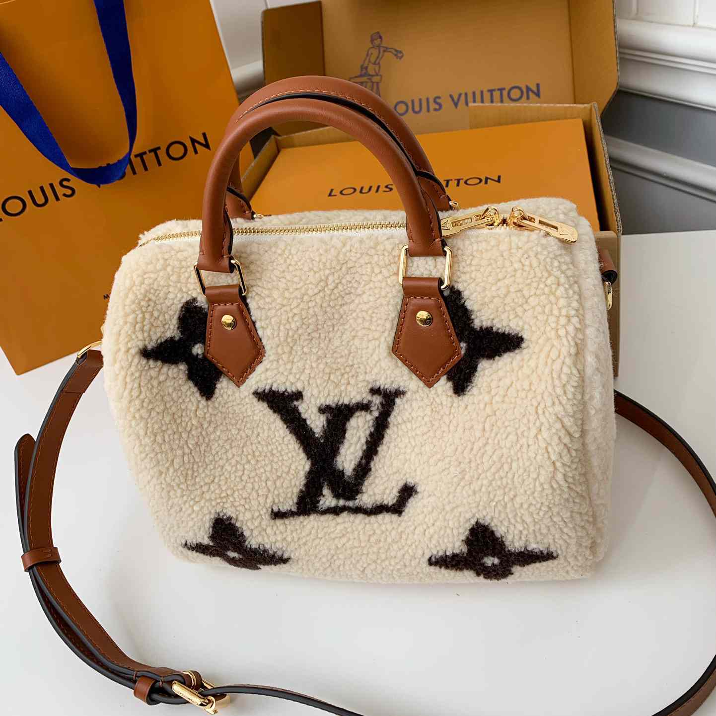 Louis Vuitton Speedy Bandoulière 25   M23468 - DesignerGu