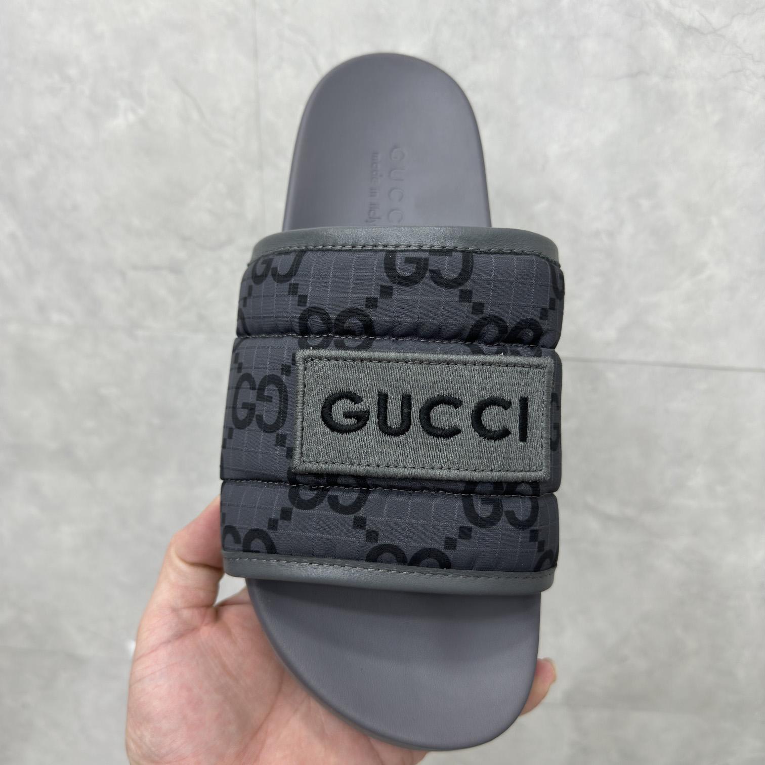 Gucci GG Slide Sandal - DesignerGu