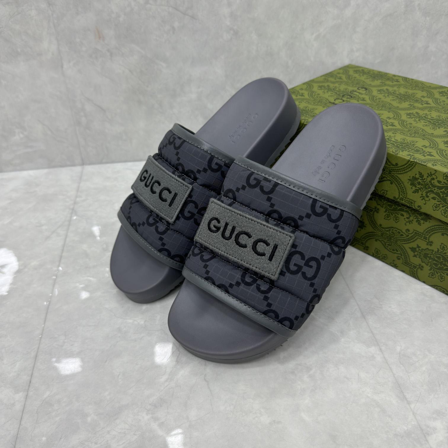 Gucci GG Slide Sandal - DesignerGu