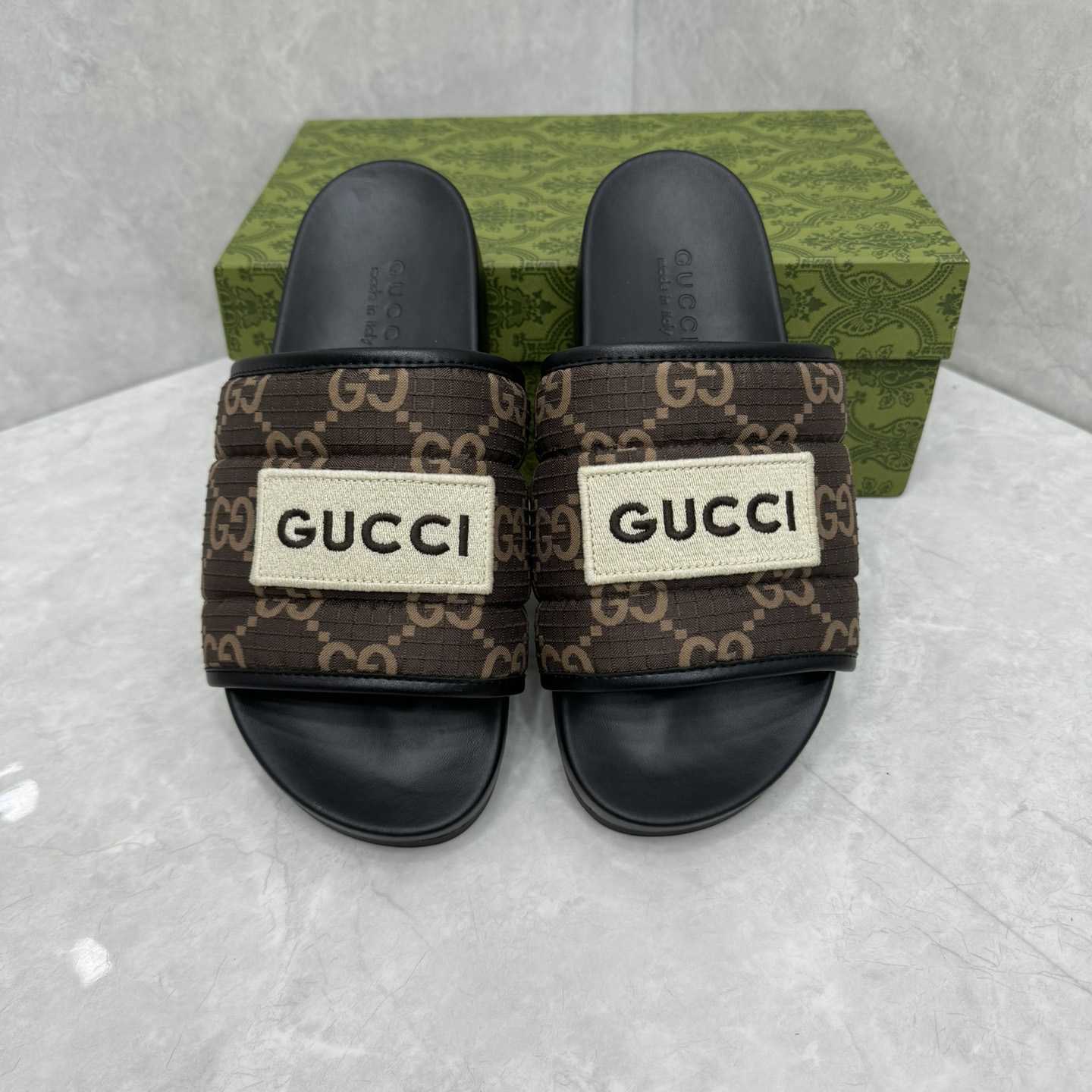 Gucci GG Slide Sandal - DesignerGu