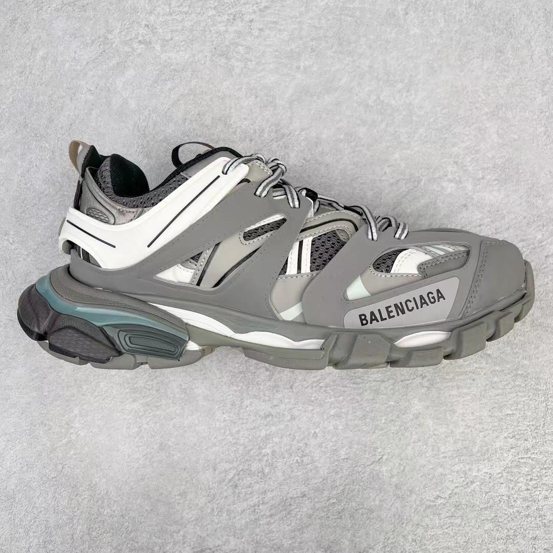 Balenciaga Track Sneaker  - DesignerGu