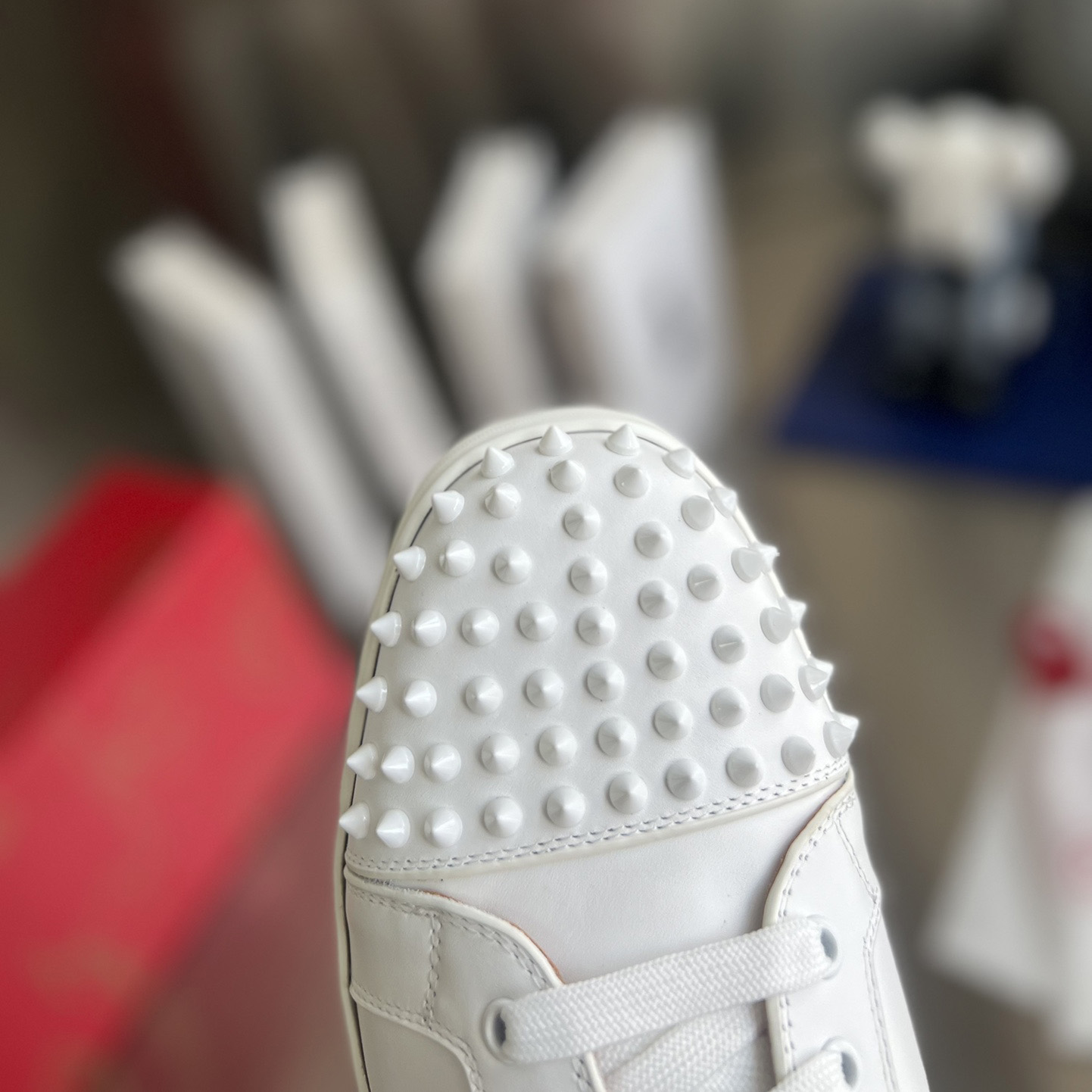 Christian Louboutin Louis Junior Spikes - DesignerGu