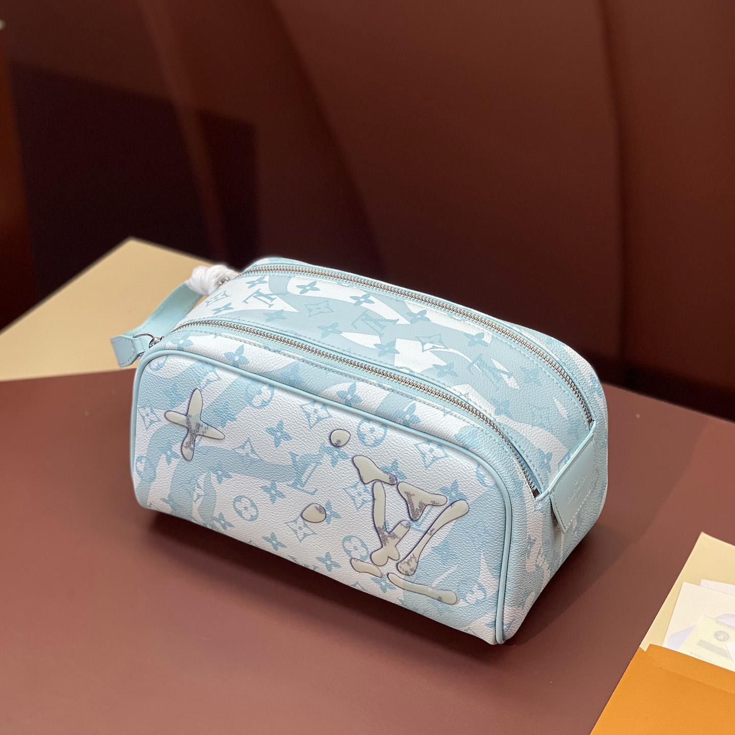 Louis Vuitton Dopp Kit    M82337 - DesignerGu