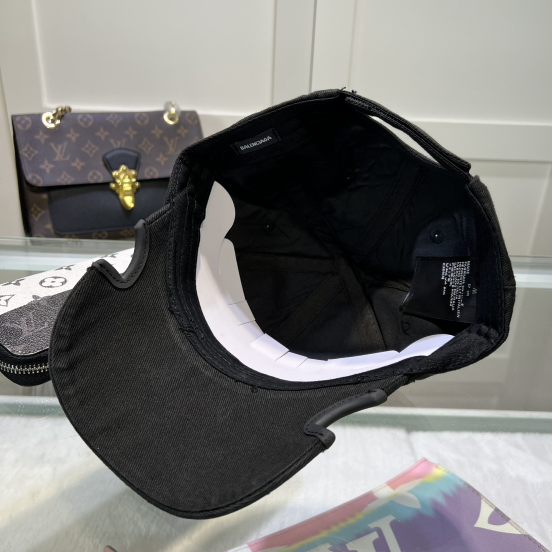 Balenciaga Unity Sports Icon Cap In Black - DesignerGu