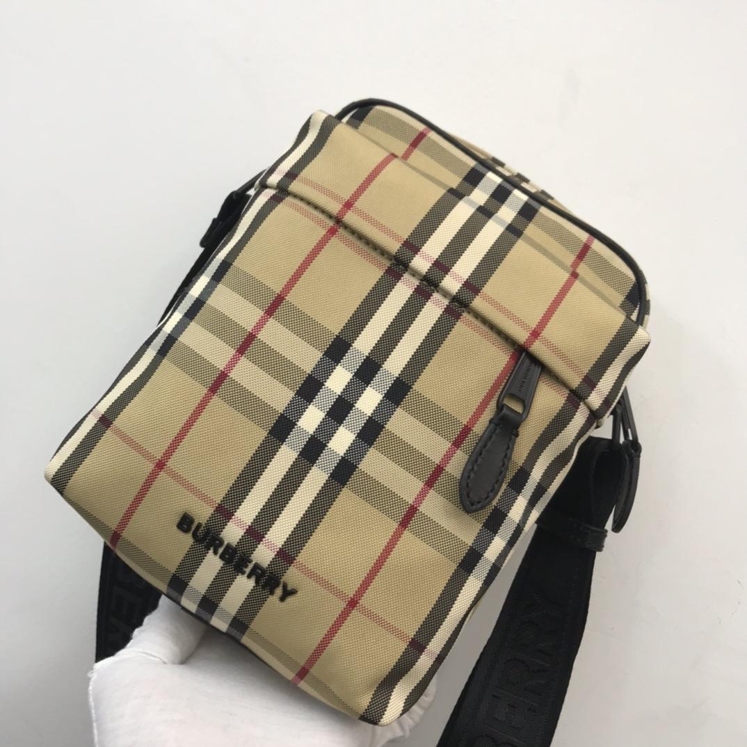 Burberry Freddie Bag - DesignerGu