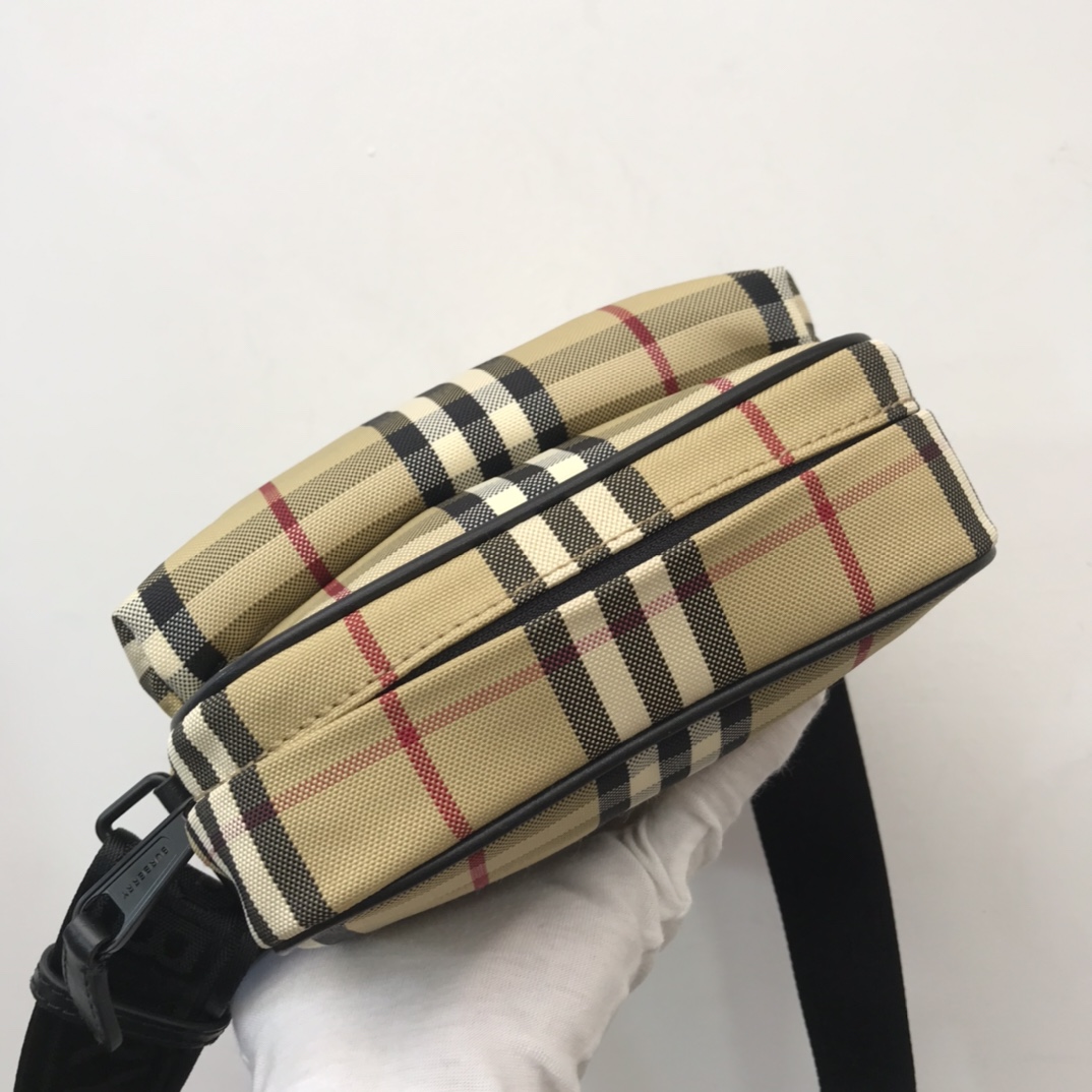 Burberry Freddie Bag - DesignerGu