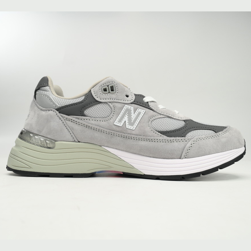 New Balance 992 Black And Gray Sneakers      M992GR  - DesignerGu