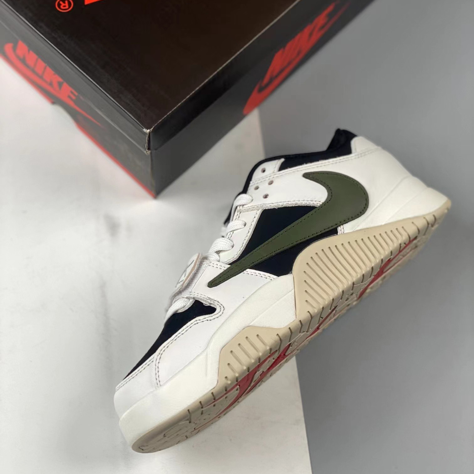 Travis Scott x Jordan Cut The Check Sneaker    FZ8117 - DesignerGu