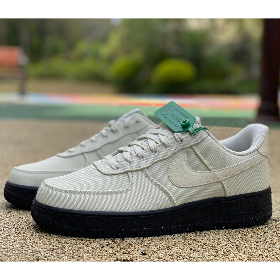 Nike Air Force 1 LV8 Sneaker      FJ3289-001 - DesignerGu