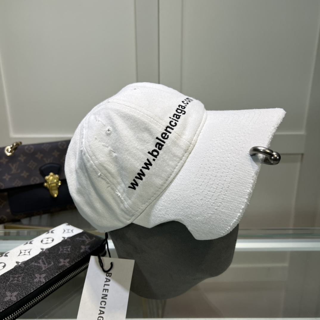 Balenciaga Embroidered-logo Six-panel Cap - DesignerGu