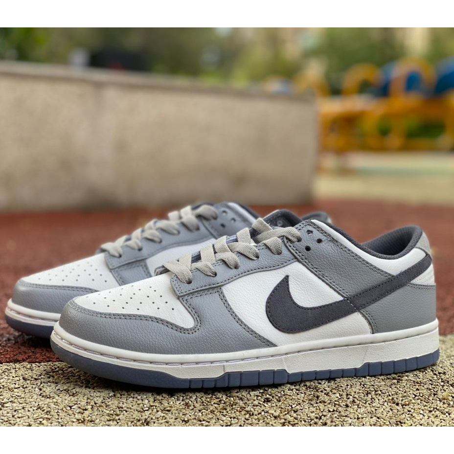 NikeDunk Low Sneakers          FJ4188-100 - DesignerGu